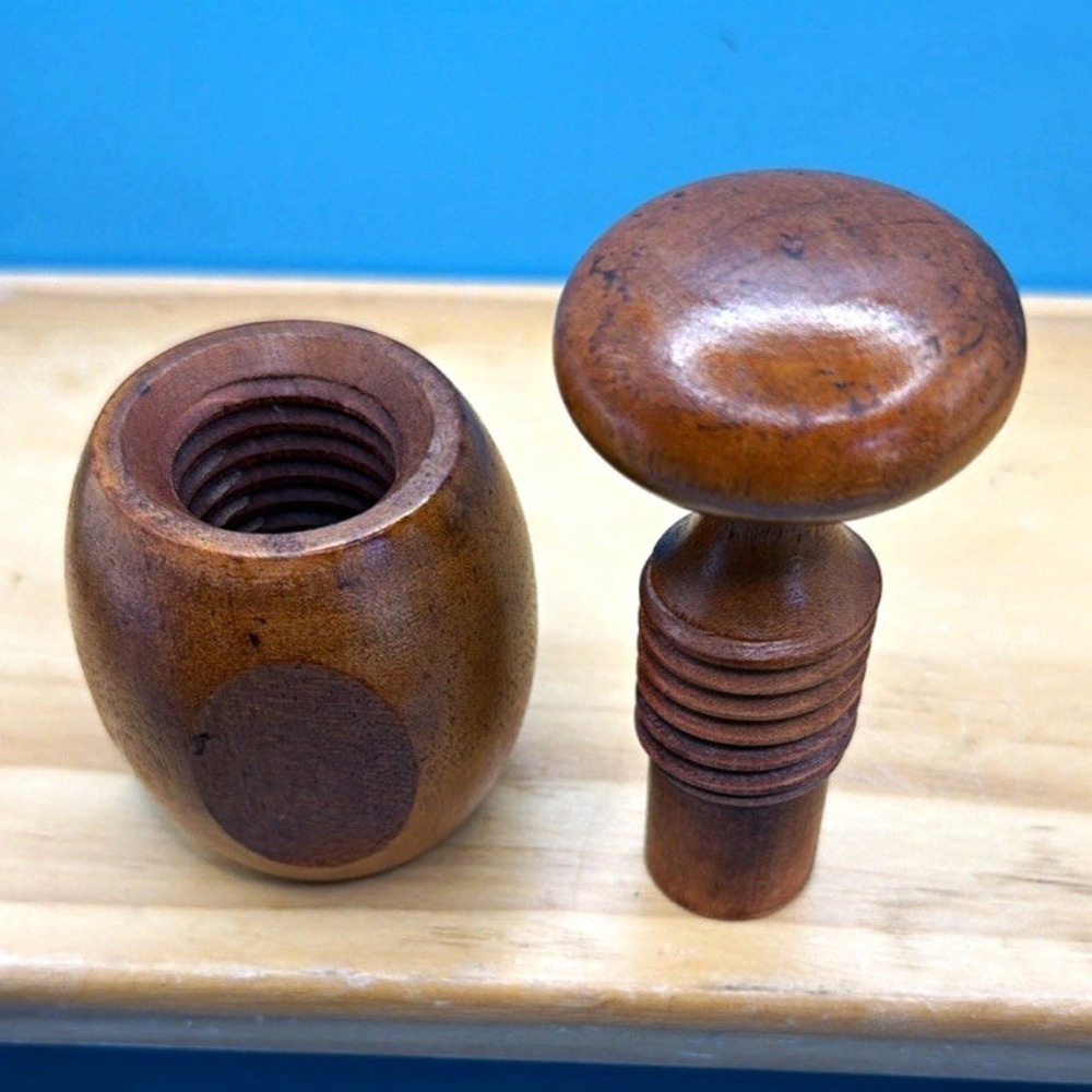 Vintage Italian garlic press Wood Screw-Handle w/ Bowl Base, Handmade Brown, 2pk